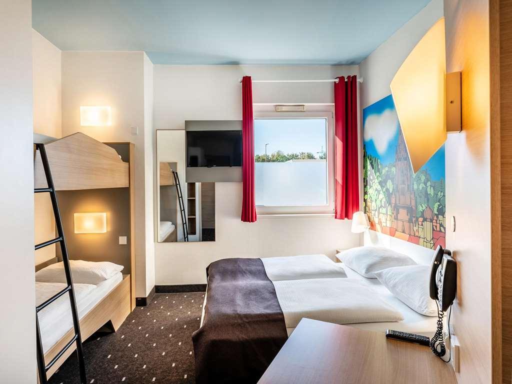 B&B Hotel Freiburg-Sued Szoba fotó